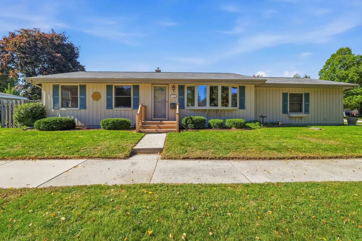3710 S 15th STREET, Sheboygan, WI 53081 - #1