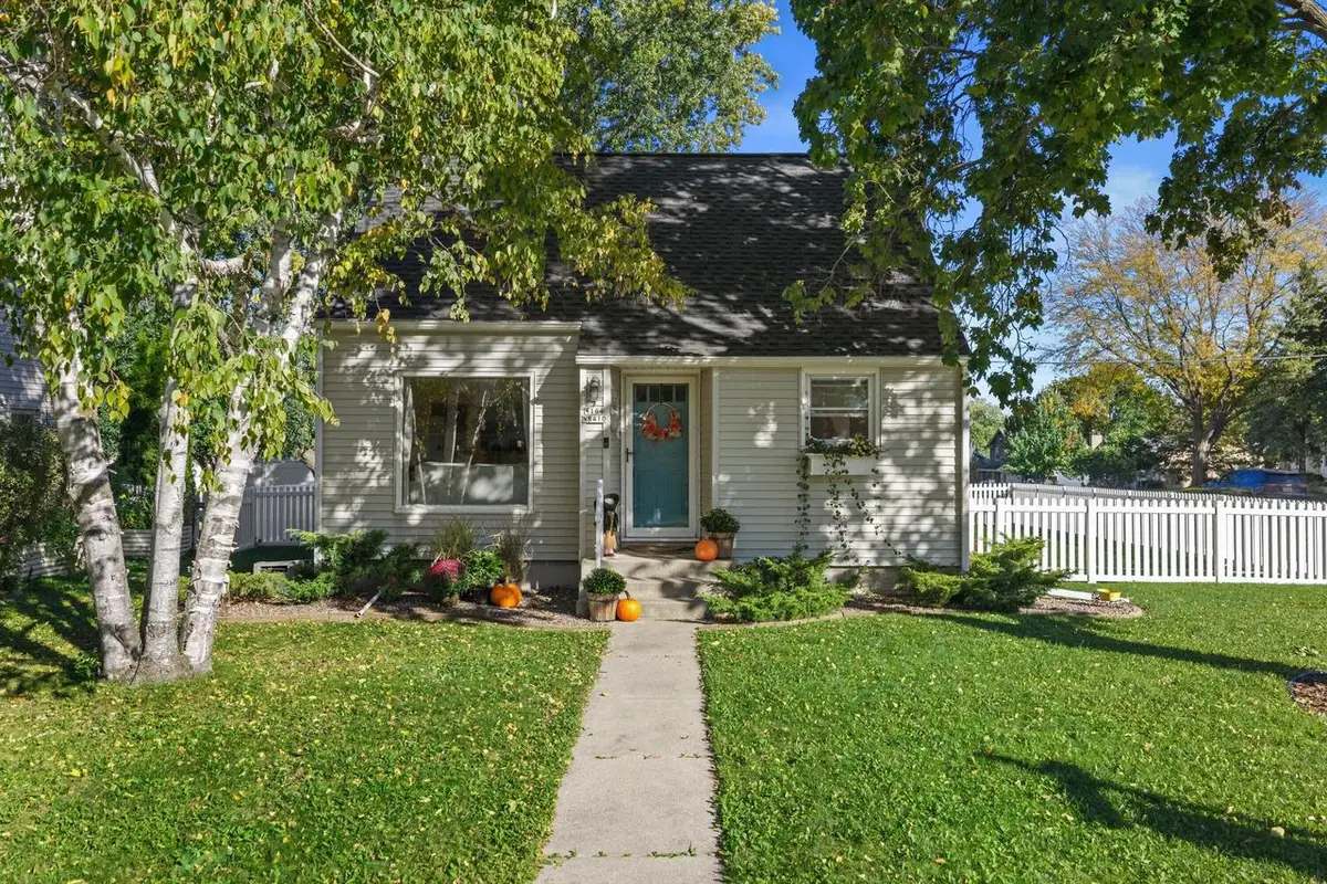 W164N8410 Hiawatha AVENUE, Menomonee Falls, WI 53051 - #1