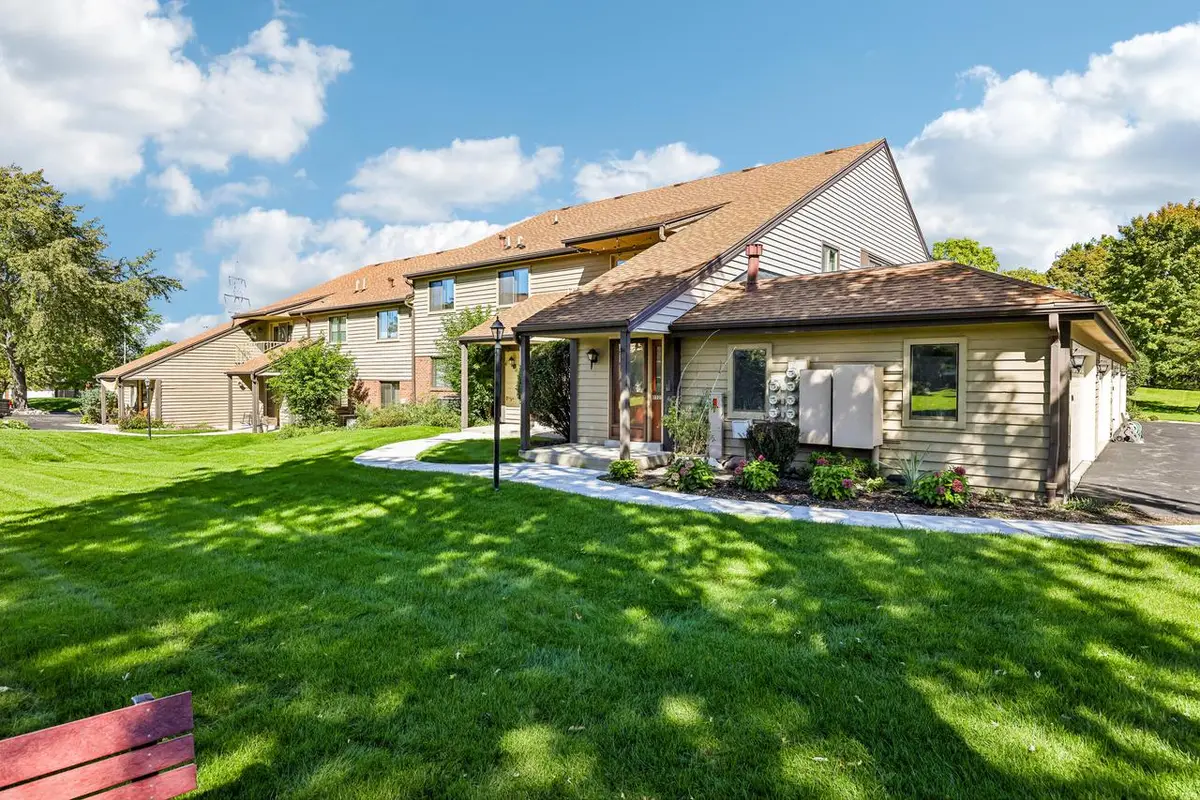 3725 W Loomis ROAD, Greenfield, WI 53221 - #1