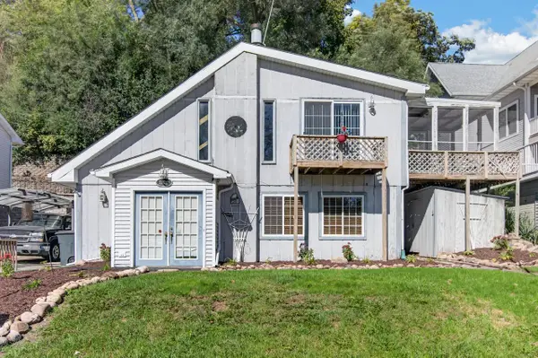 33940 Lagoon DRIVE, Burlington, WI 53105