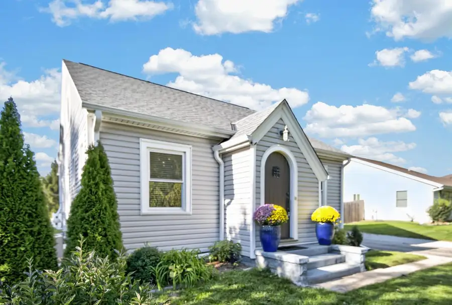 S89W22720 Milwaukee AVENUE, Big Bend, WI 53103 - #2