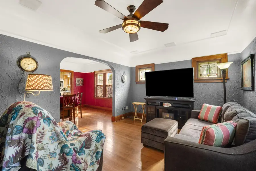 3958 S 1st PLACE, Milwaukee, WI 53207 - #3