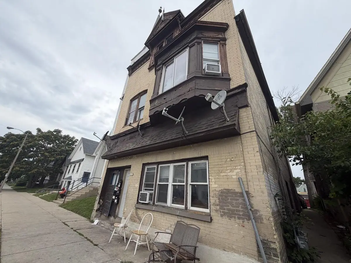 1412 W Greenfield AVENUE #1414, Milwaukee, WI 53204 - #1