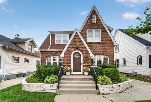 933 Lathrop AVENUE, Racine, WI 53405
