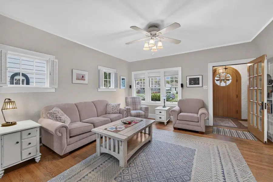933 Lathrop AVENUE, Racine, WI 53405 - #2