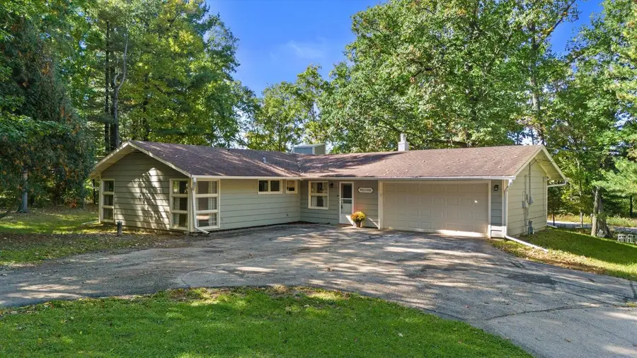 W271S3599 Oak Knoll DRIVE, Waukesha, WI 53189 - #2