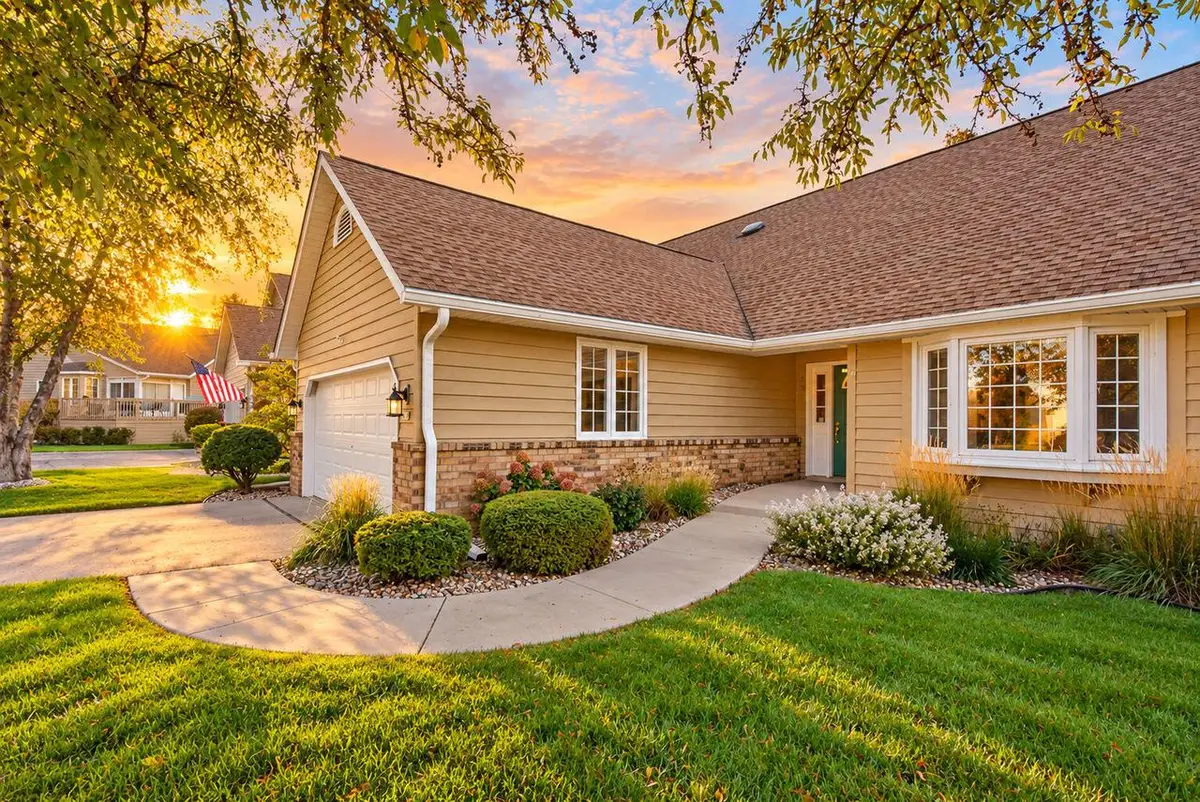 858 Augusta #C, Waterford, WI 53185 - #1