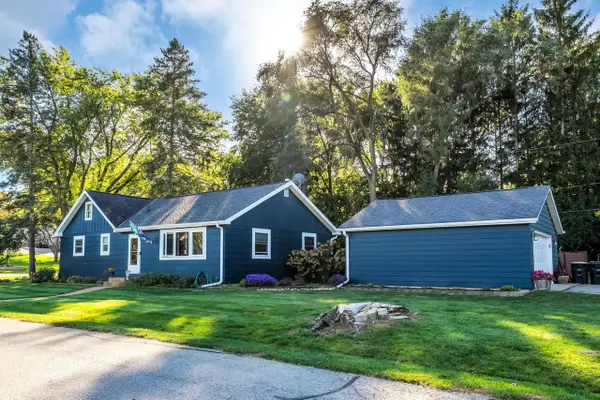8140 236th AVENUE, Salem, WI 53168