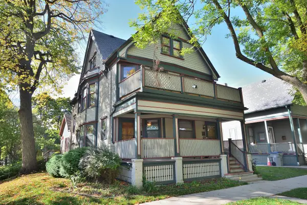 203 W Lloyd STREET #203, Milwaukee, WI 53212