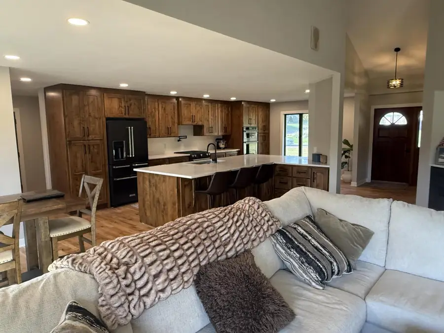 W256S4530 Shadow Ridge DRIVE, Waukesha, WI 53189 - #2