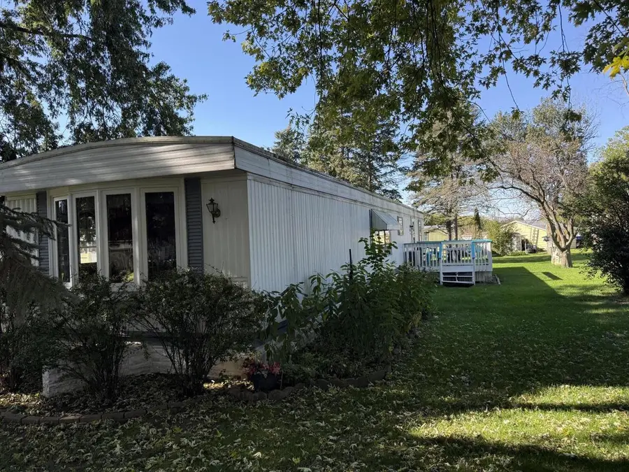 1448 Meadow LANE, Burlington, WI 53105 - #3