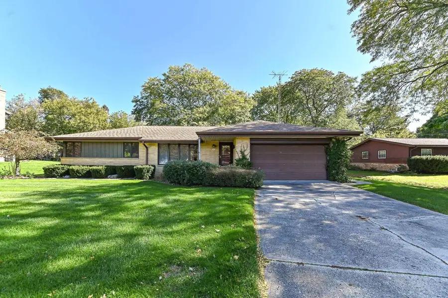7684 S Logan AVENUE, Oak Creek, WI 53154 - #3