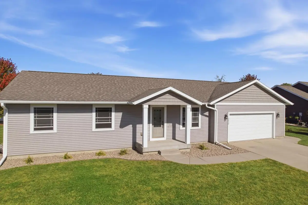 2020 Cedarwood AVENUE, Sparta, WI 54656 - #1