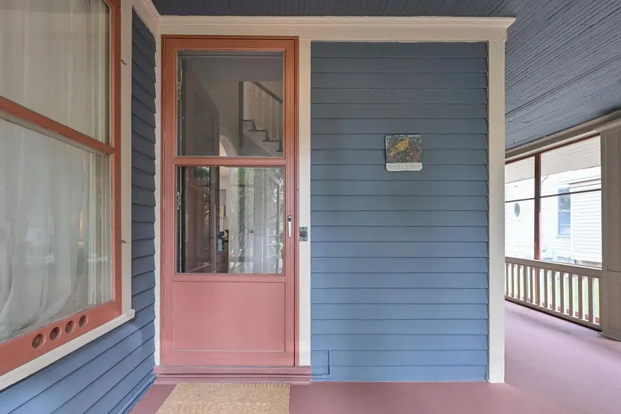 8106 Chestnut STREET, Wauwatosa, WI 53213 - #3
