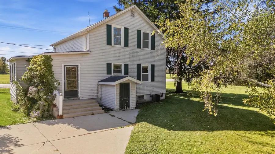 1854 Washington AVENUE, Cedarburg, WI 53012 - #3