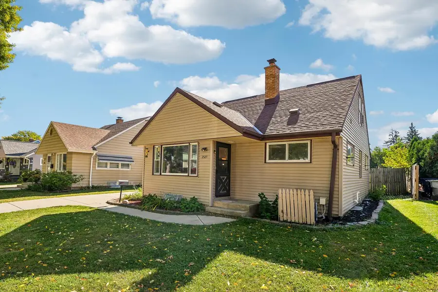 2529 W Bolivar AVENUE, Milwaukee, WI 53221 - #2