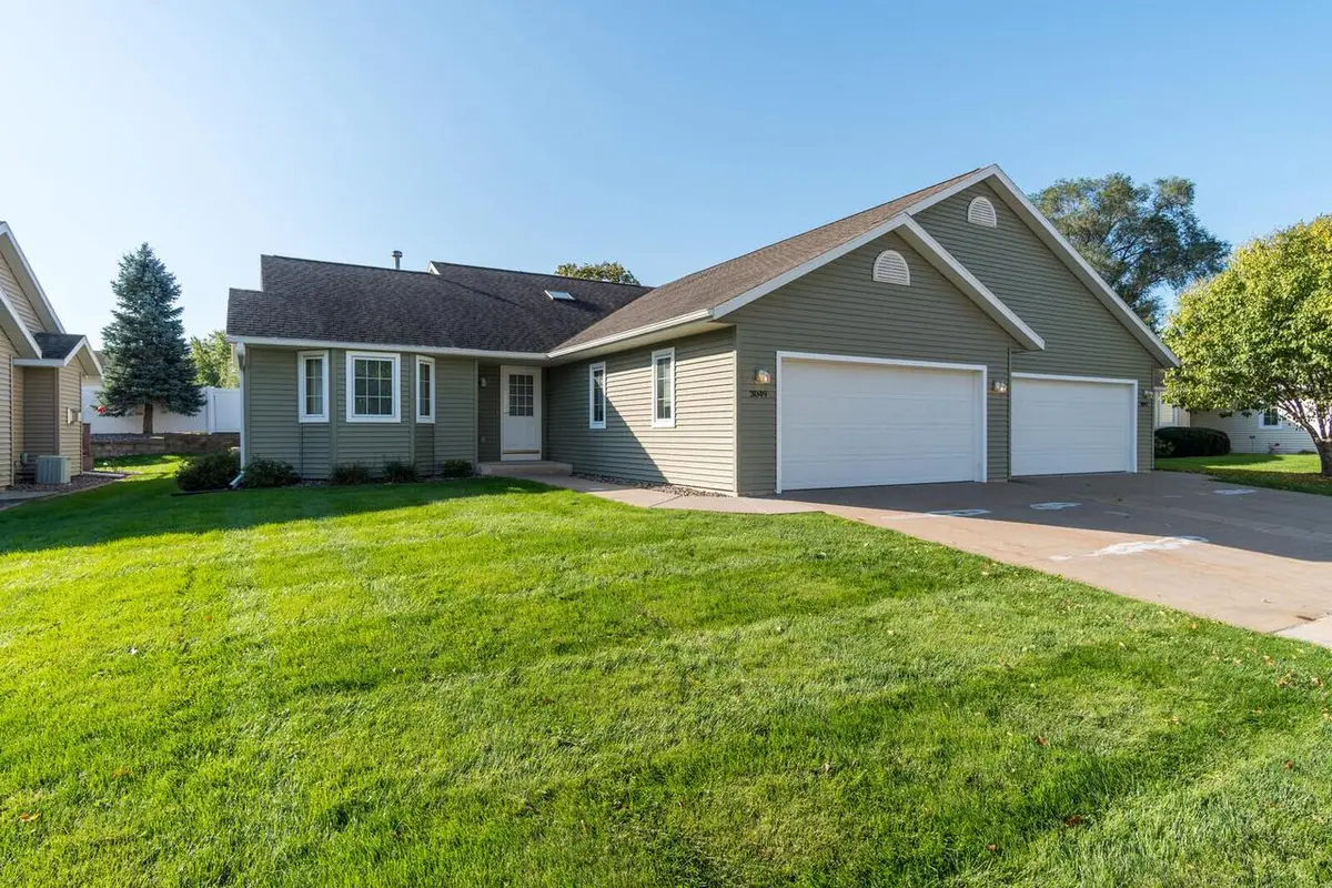 3049 Lakota PLACE, La Crosse, WI 54601 - #1