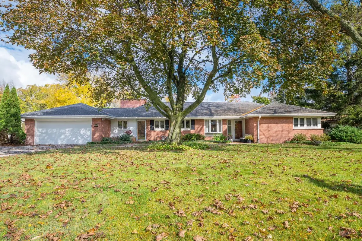 810 E Bay Point ROAD, Bayside, WI 53217 - #1