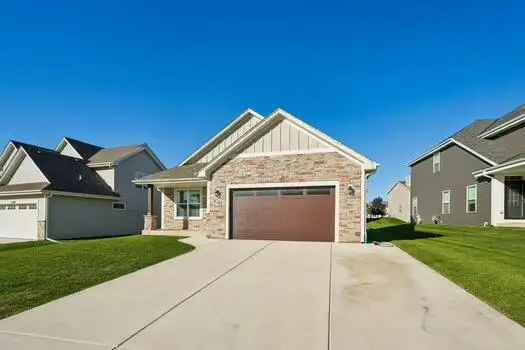 9120 Prairie Crossing DRIVE, Franksville, WI 53126 - #2