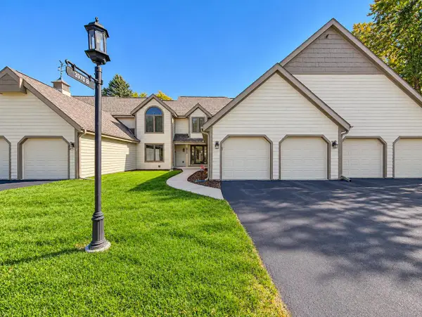 3970 St Andrew COURT #B, Brookfield, WI 53045