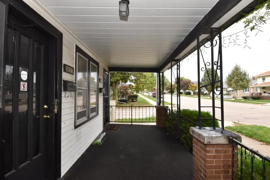 3623 Wright AVENUE, Racine, WI 53405 - #3