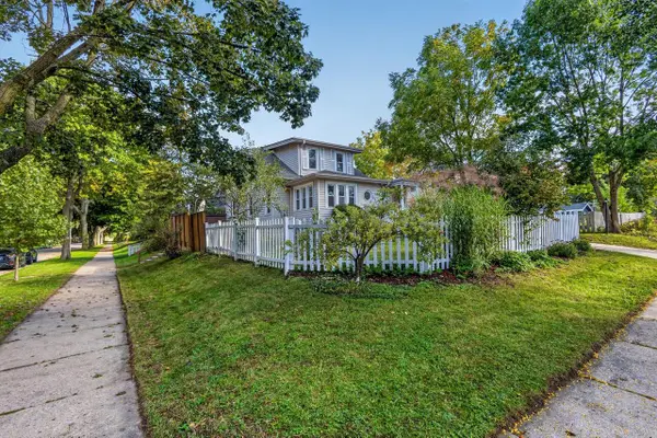 1500 E Kensington BOULEVARD, Shorewood, WI 53211