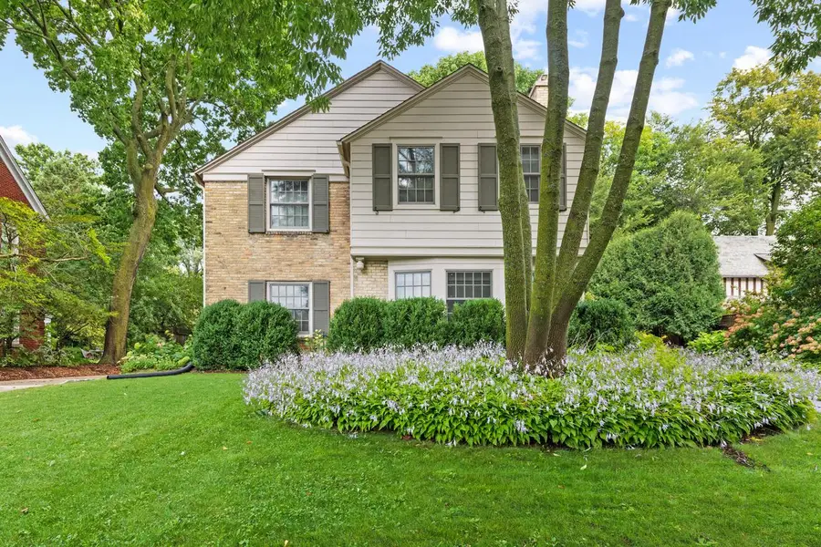 4732 N Wilshire ROAD, Whitefish Bay, WI 53211 - #3
