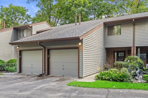 2935 Old Mill DRIVE, Racine, WI 53405