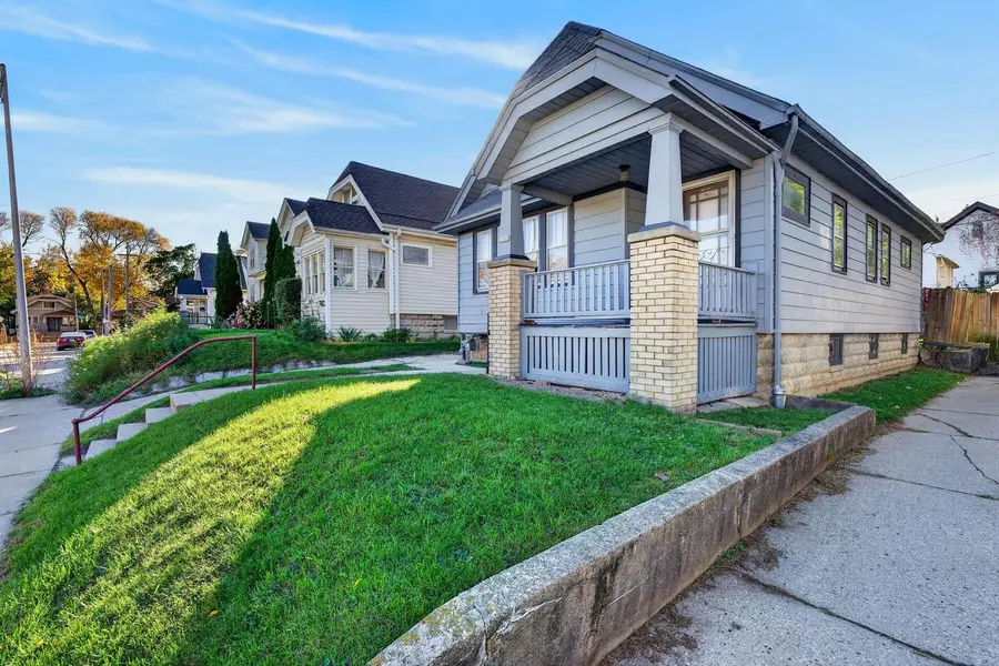3729 W Miller LANE, Milwaukee, WI 53208 - #3