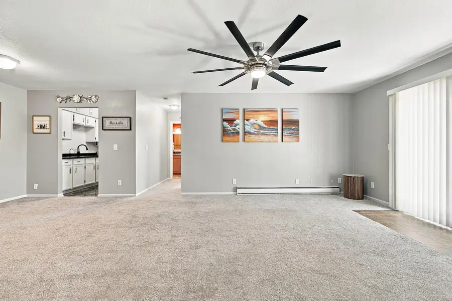 637 Westridge DRIVE #8, West Bend, WI 53095 - #2