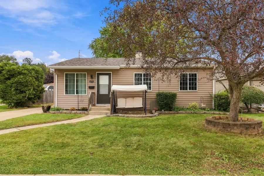 8523 21st AVENUE, Kenosha, WI 53143 - #2