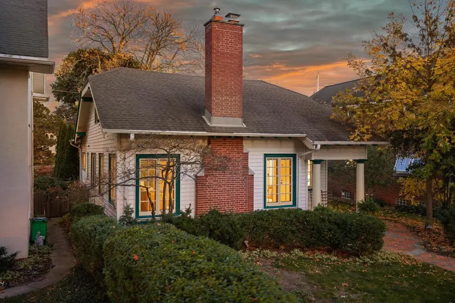 4124 N Prospect AVENUE, Shorewood, WI 53211 - #2