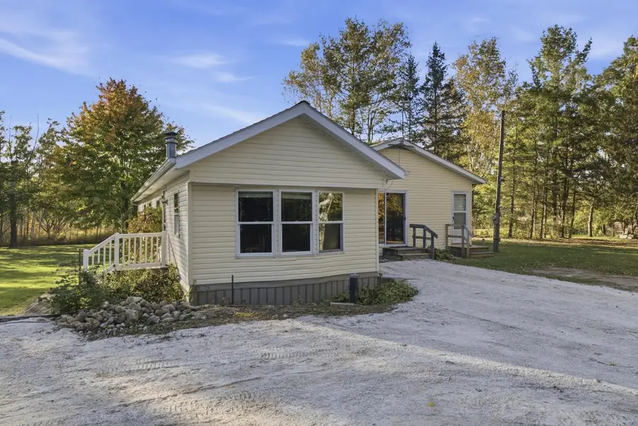 6202 Brunner ROAD, Manitowoc, WI 54220 - #3