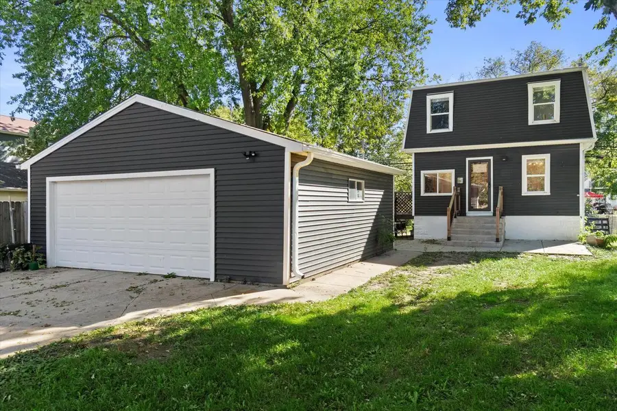 3721 E Birchwood AVENUE, Cudahy, WI 53110 - #2