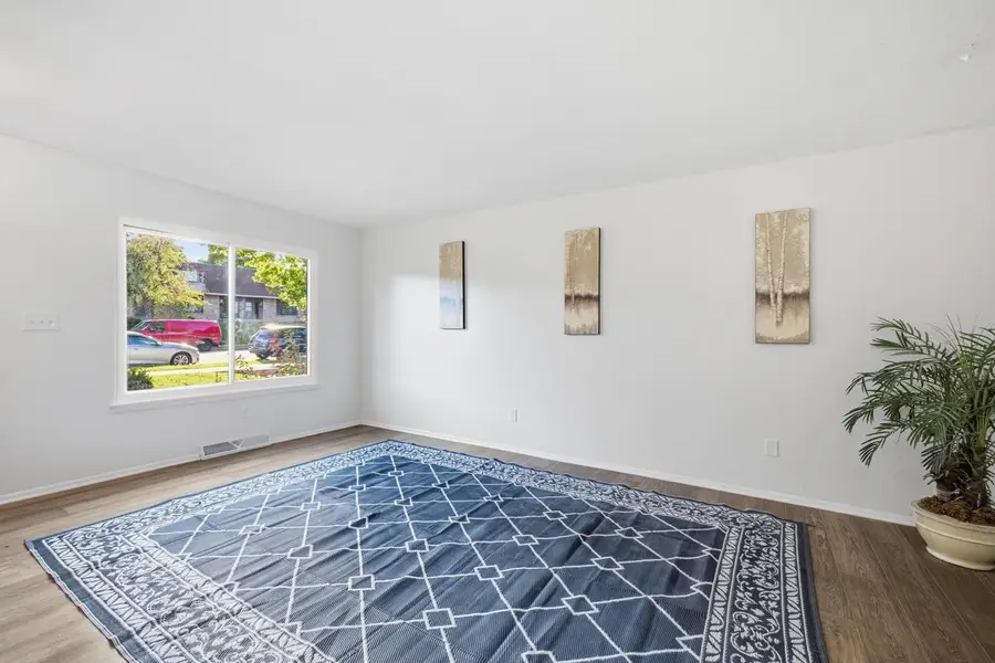 6204 W port AVENUE, Milwaukee, WI 53223 - #3