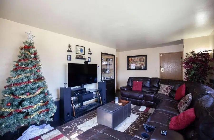 4055 N 68th STREET ##4057, Milwaukee, WI 53216 - #3