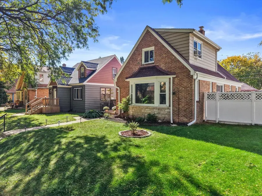 4937 W Medford AVENUE, Milwaukee, WI 53216 - #2