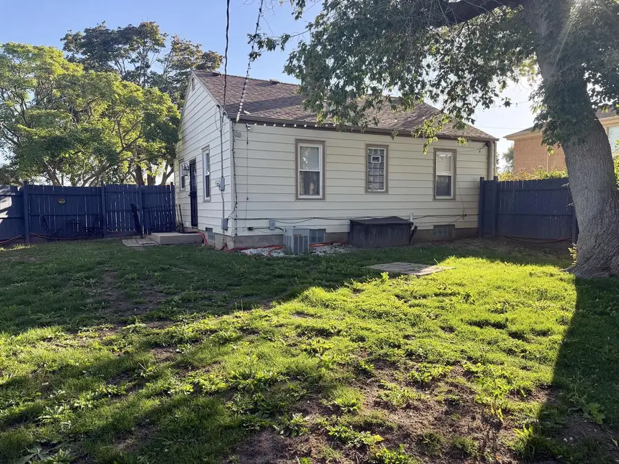 7544 W Nash STREET, Milwaukee, WI 53216 - #2