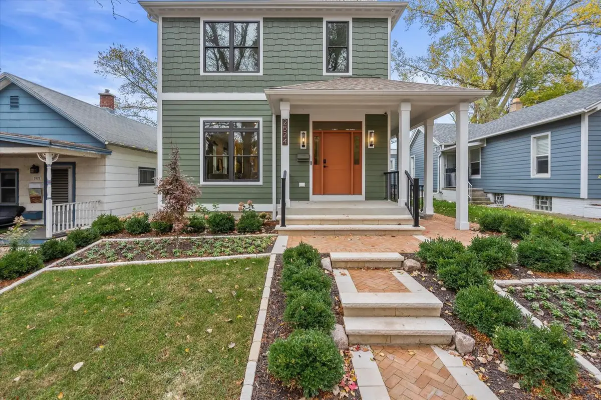 2524 S Superior STREET, Milwaukee, WI 53207 - #1