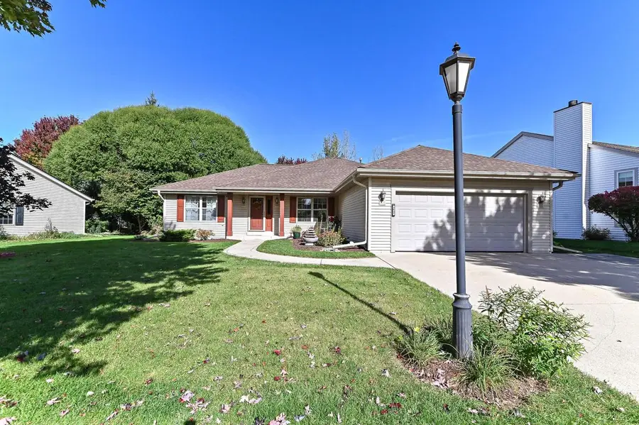 3632 Stillwater CIRCLE, Waukesha, WI 53189 - #2