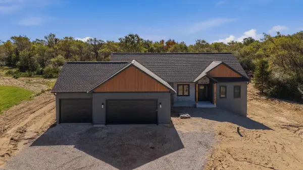 2377 Wallace Lake ROAD, West Bend, WI 53090