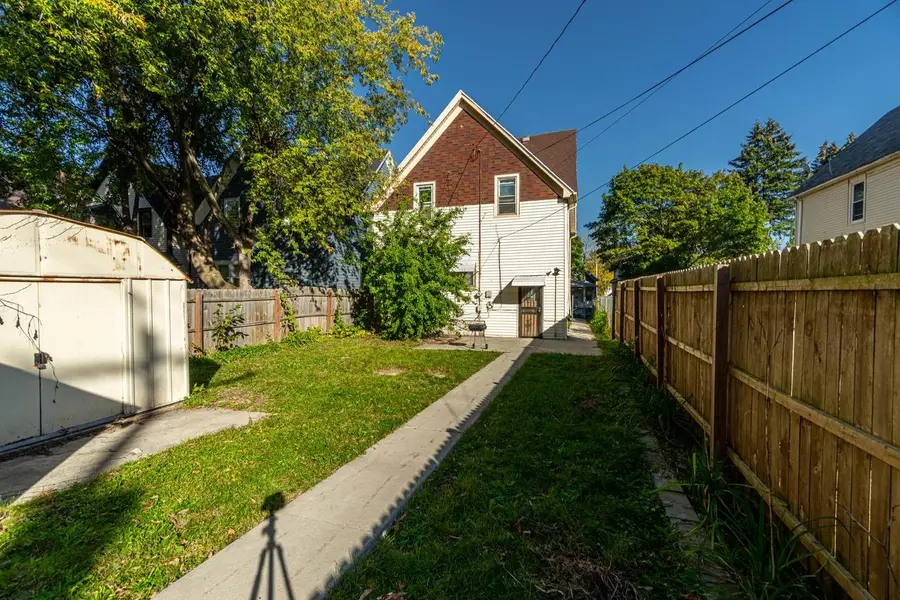 3151 N 14th STREET, Milwaukee, WI 53206 - #2