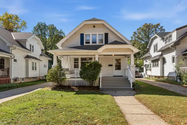 3631 N Morris BOULEVARD, Milwaukee, WI 53211