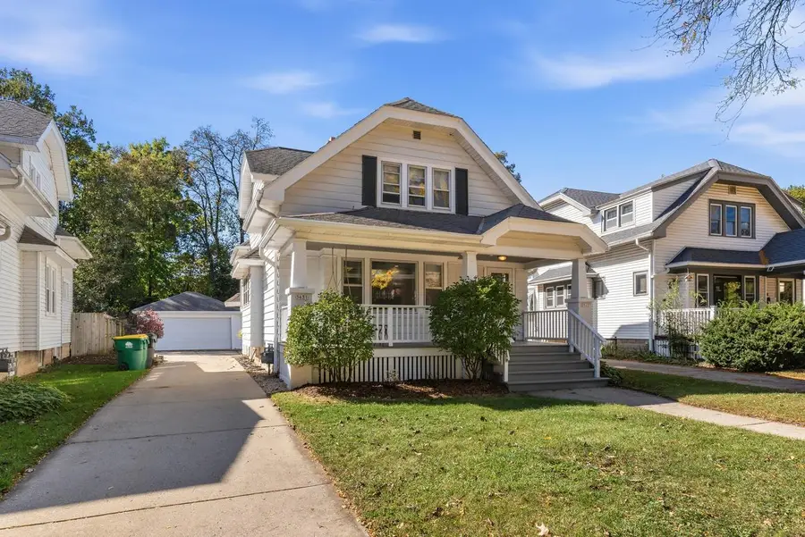 3631 N Morris BOULEVARD, Milwaukee, WI 53211 - #2