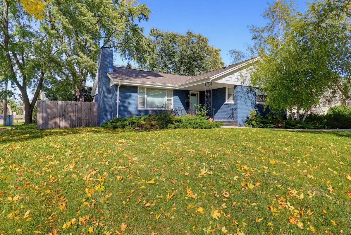 10628 W Sheridan AVENUE, Milwaukee, WI 53225 - #1