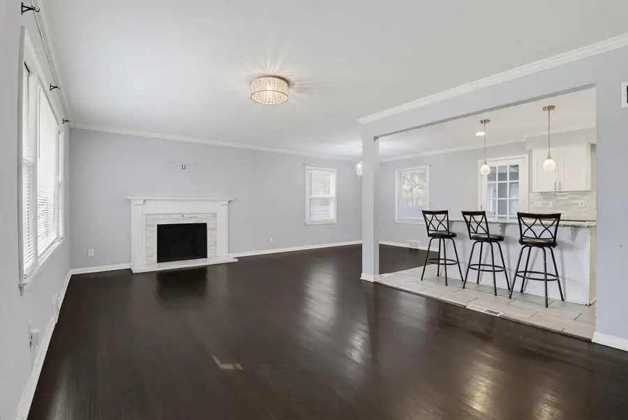 10628 W Sheridan AVENUE, Milwaukee, WI 53225 - #2