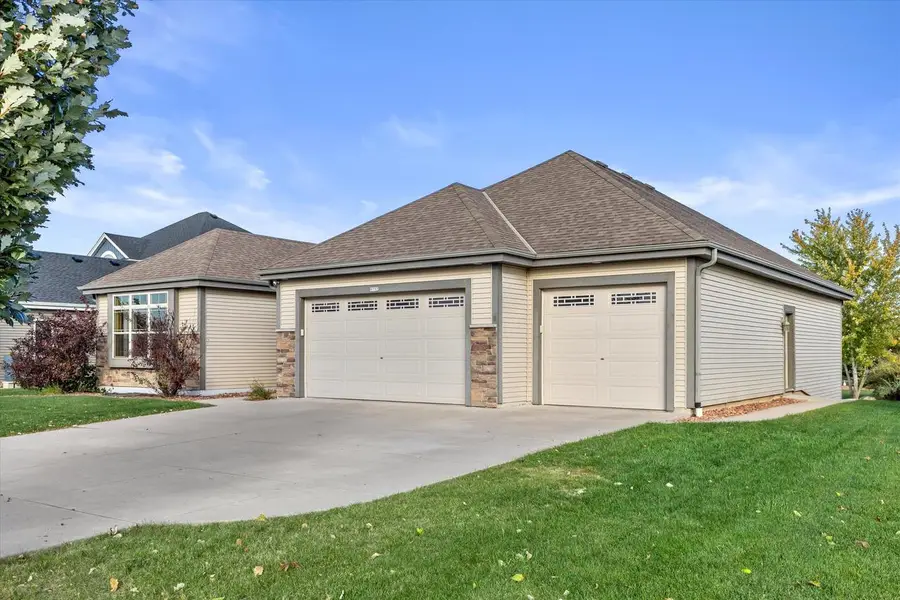 9752 S Mustang PLACE, Oak Creek, WI 53154 - #2