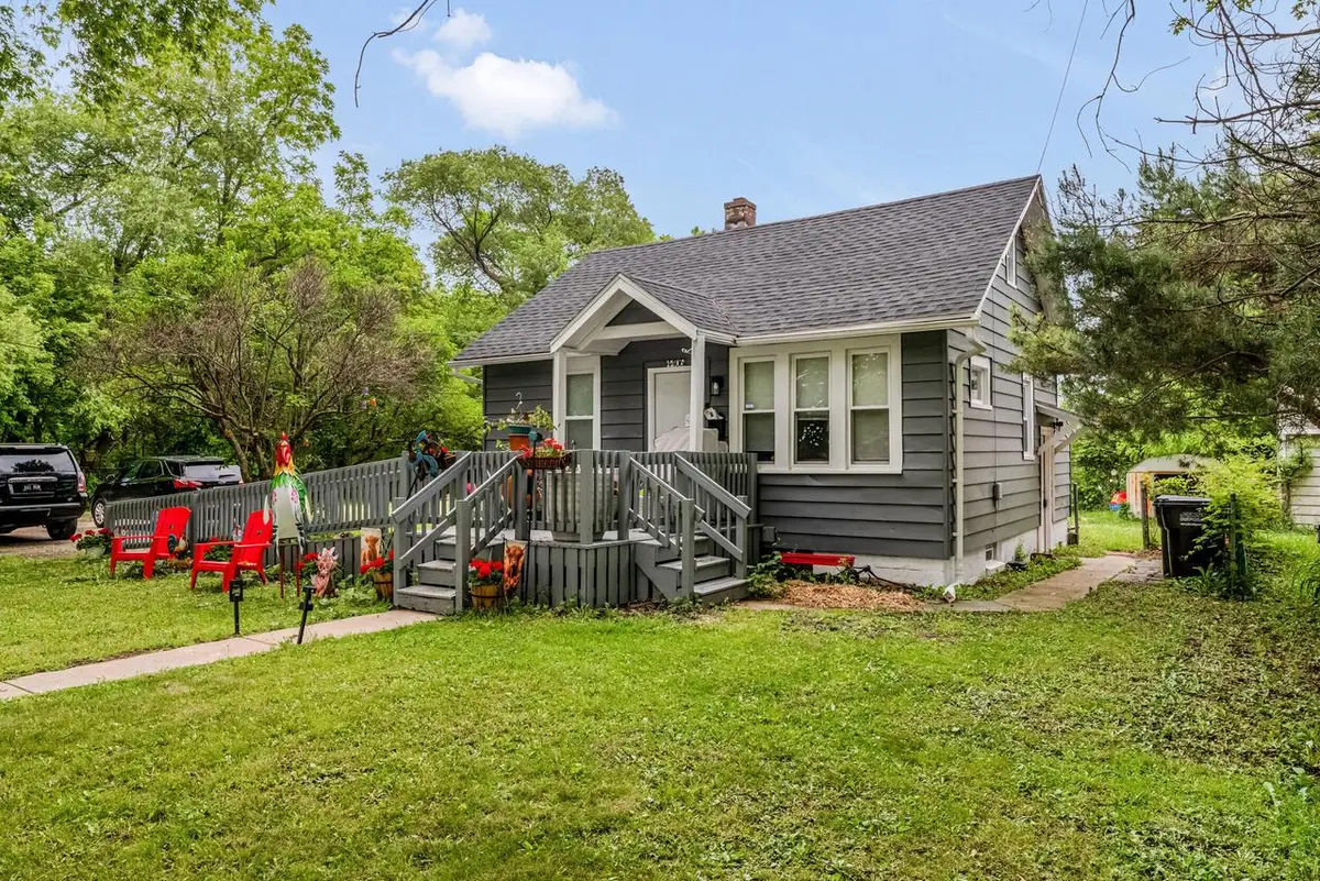 4406 S Nicholson AVENUE, Milwaukee, WI 53235 - #1