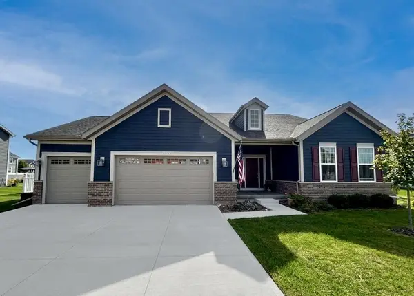 W242N5658 Peppertree DRIVE W, Sussex, WI 53089