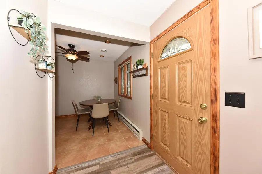 822 Kings Ridge COURT W, West Bend, WI 53090 - #2